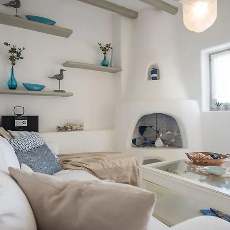 Villa Pathos Isterni (Paros)