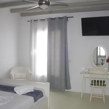 Pathos Villa Isterni (Paros)