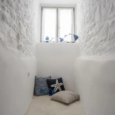 Pathos Villa Isterni (Paros)