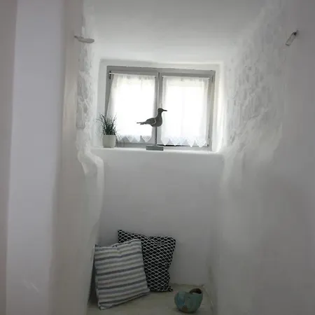 Pathos * Isterni (Paros)