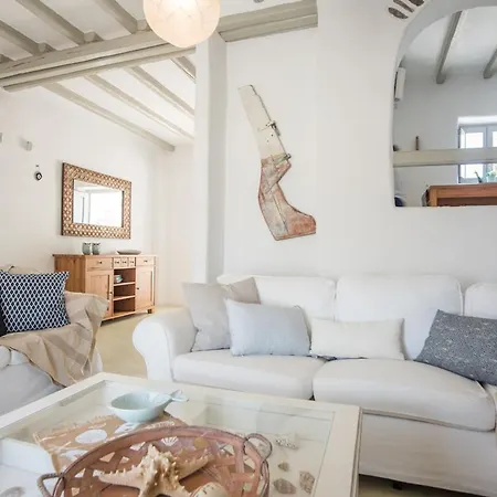 Pathos Villa Isterni (Paros)